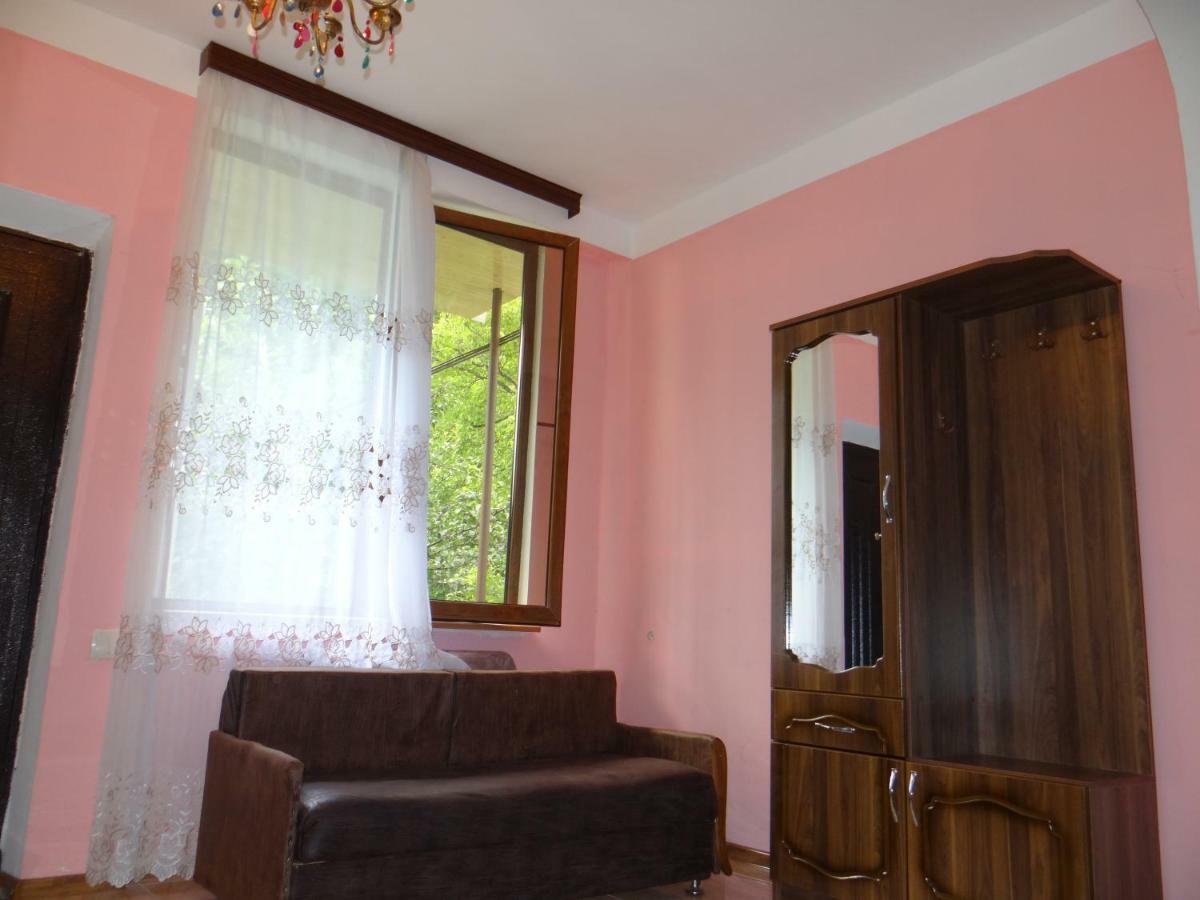 Dalko Hotel Borjomi Bagian luar foto