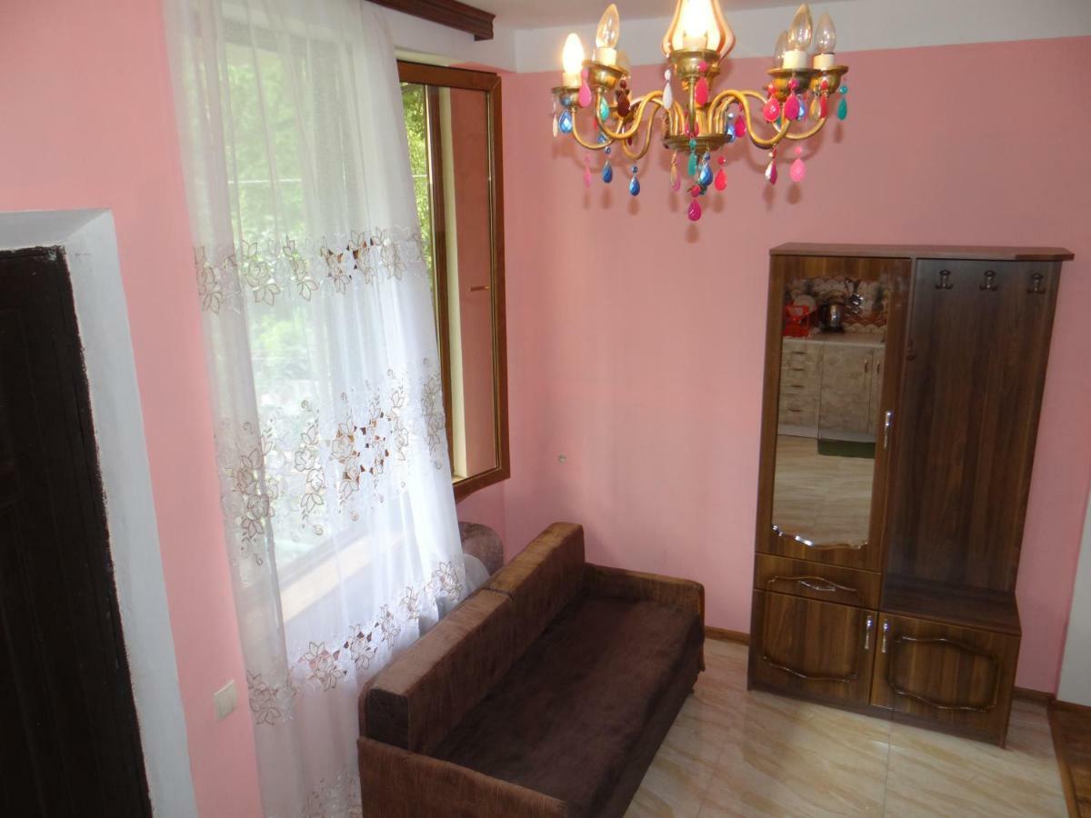 Dalko Hotel Borjomi Bagian luar foto
